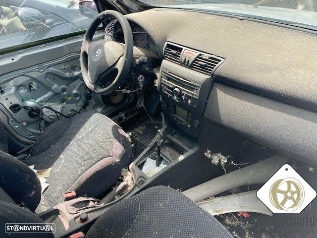 VOLANTE FIAT STILO MULTI WAGON 2005 - 1