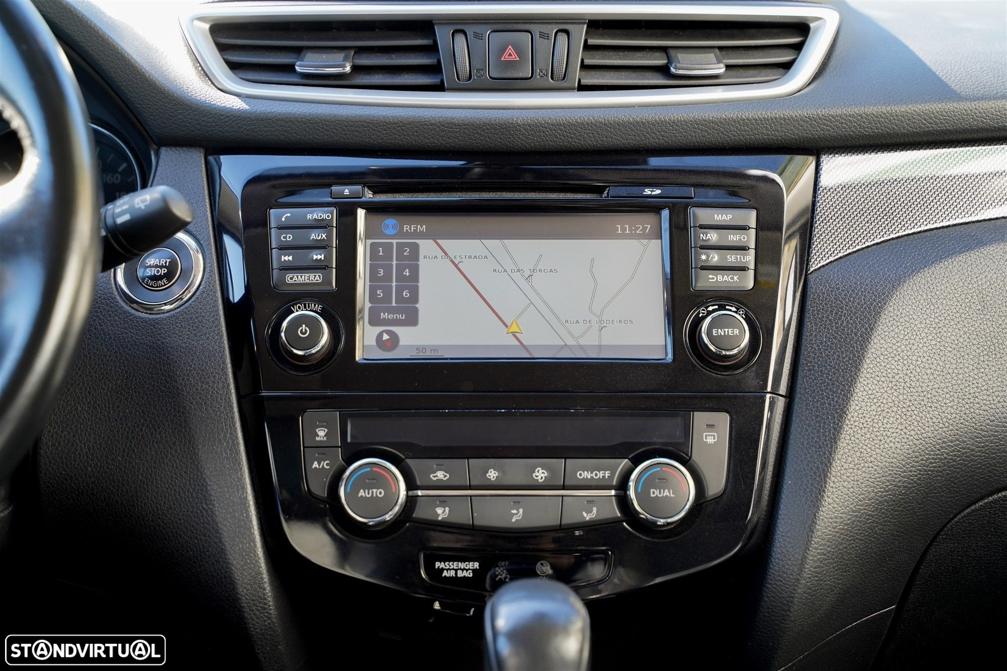Nissan X-Trail 1.6 dCi N-Connecta Xtronic - 24