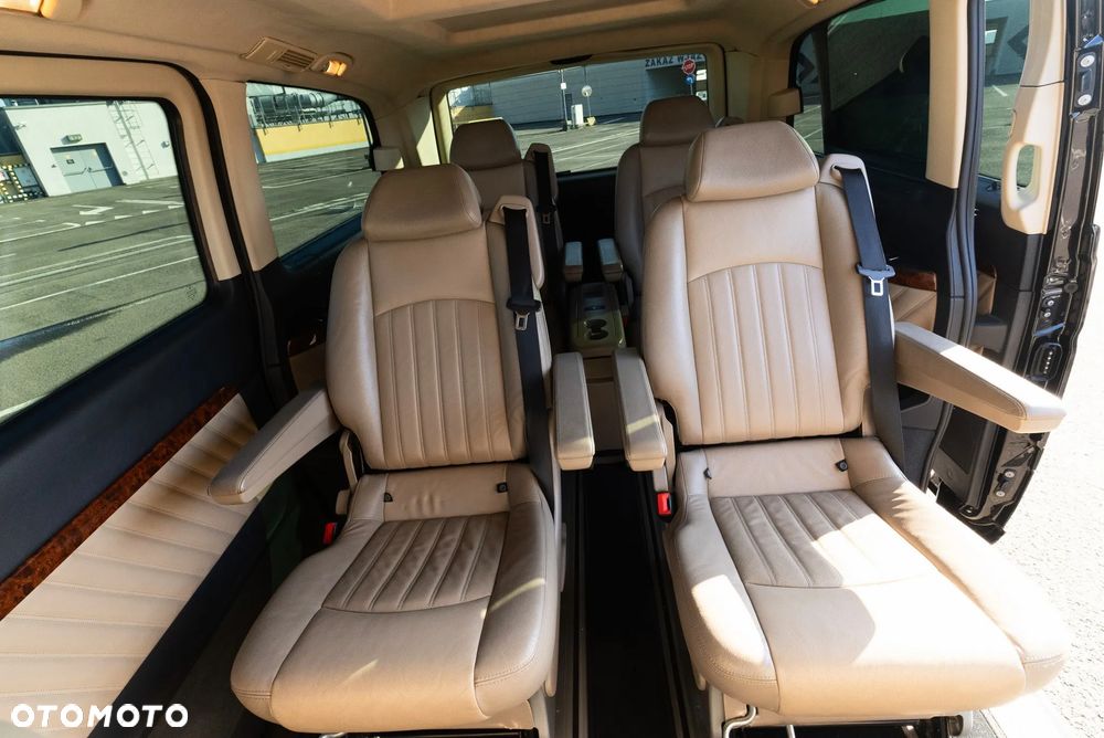 Mercedes-Benz Viano 3.0 CDI Ambiente (długi) - 10
