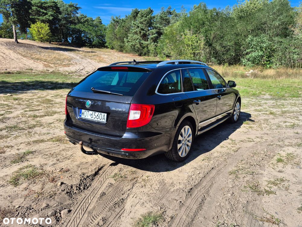 Skoda Superb 1.8 TSI Elegance DSG - 5
