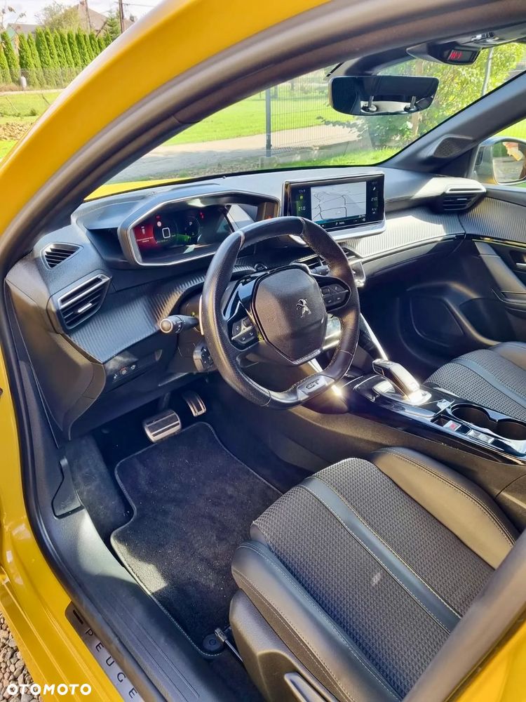 Peugeot 208 1.2 PureTech GT Line S&S EAT8 - 5