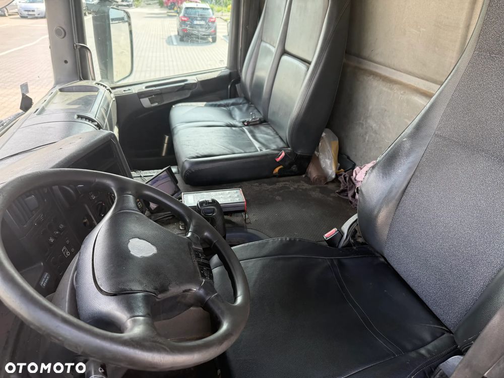 Scania P 270 - 8
