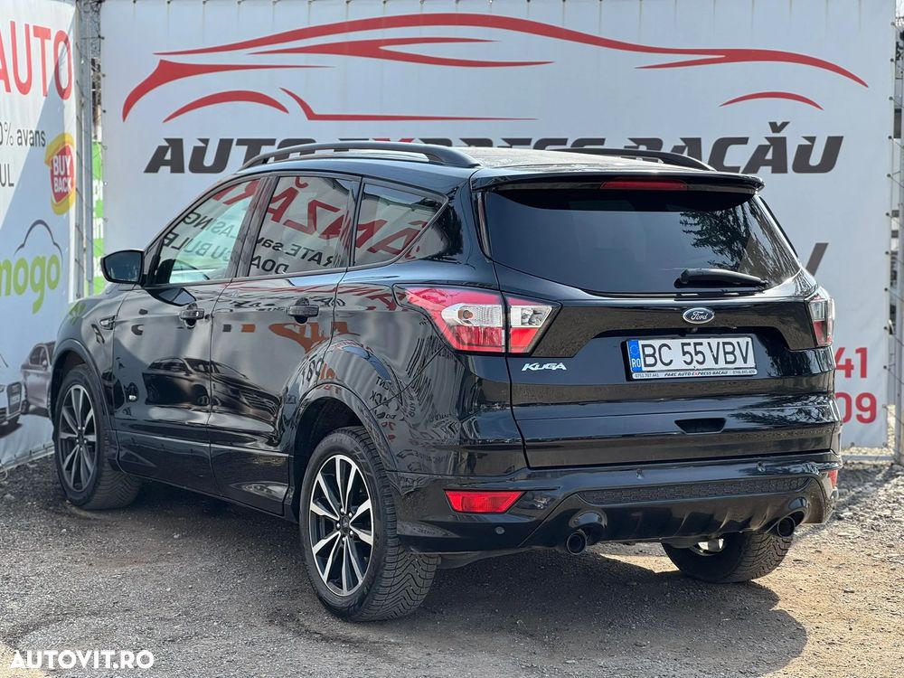 Ford Kuga 2.0 TDCi 4WD Powershift ST-Line - 3