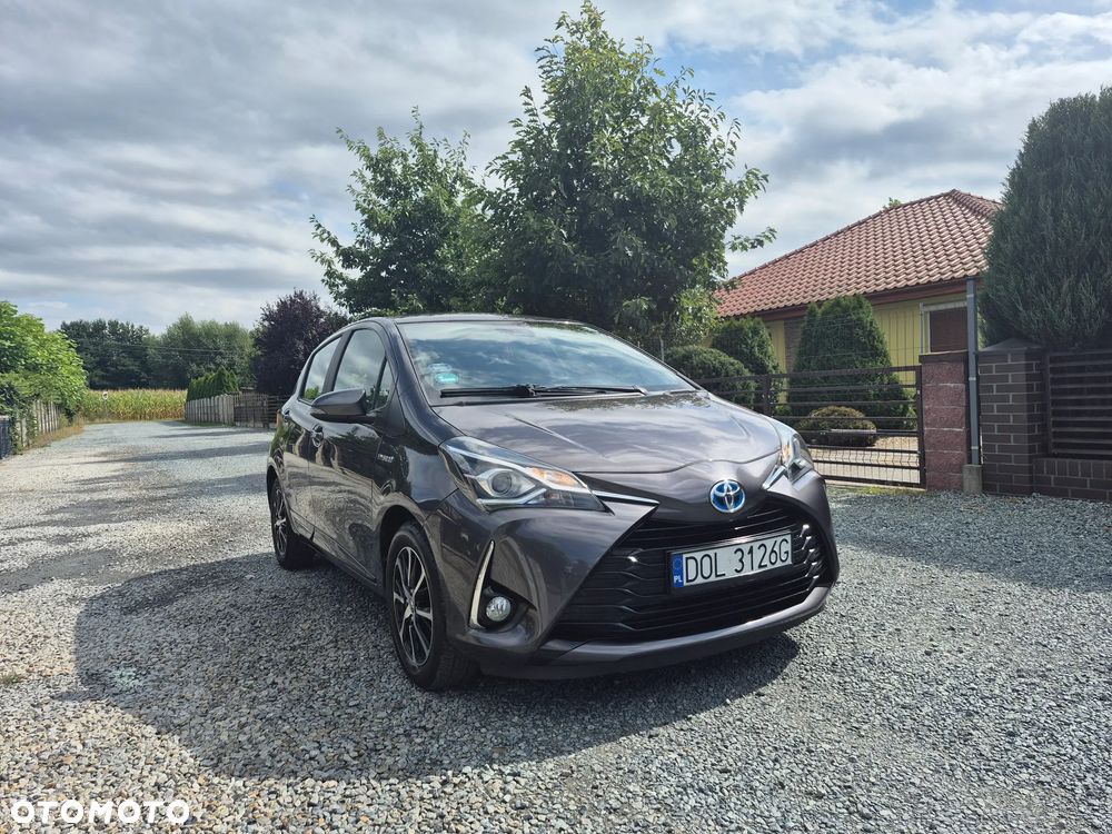 Toyota Yaris 1.5 VVT-i Y20 Team Deutschland - 1