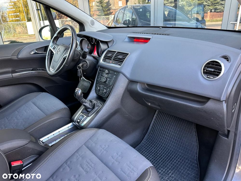 Opel Meriva - 23