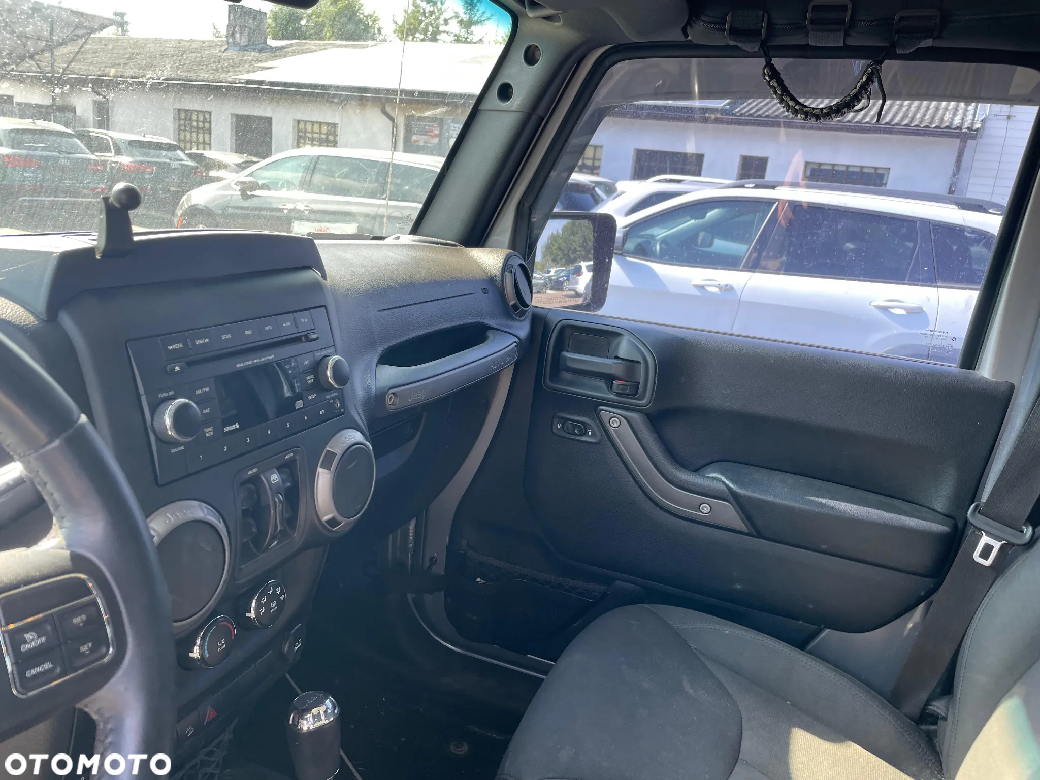 Jeep Wrangler - 15