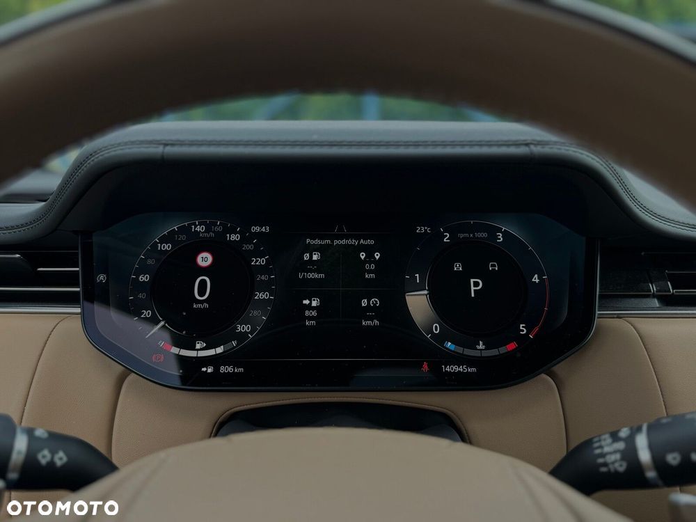Land Rover Range Rover - 22