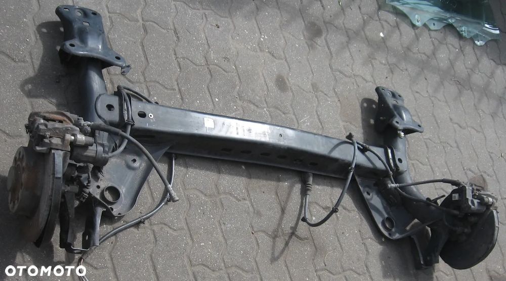 belka tył tylna VW GOLF VII SEAT LEON III A3 8V OCTAVIA III 5Q0501115 - 2