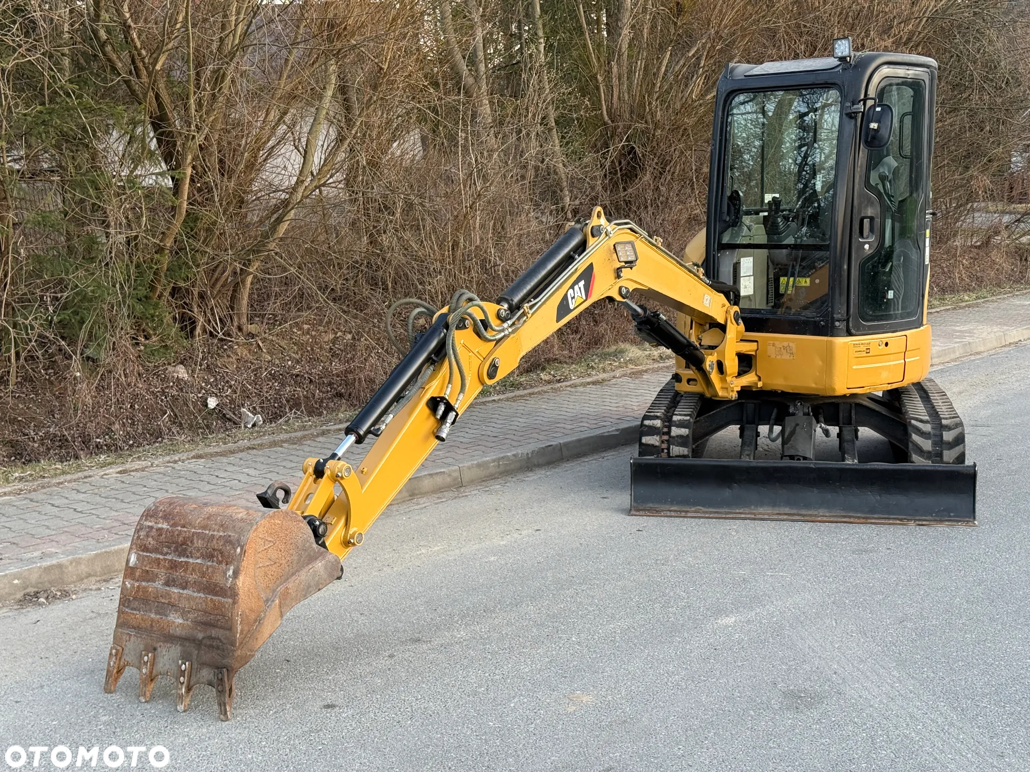 Caterpillar Minikoparka * CAT 303.5 E CR * Sprowadzona ! * Bardzo Dobry Stan * Minikoparka - 28