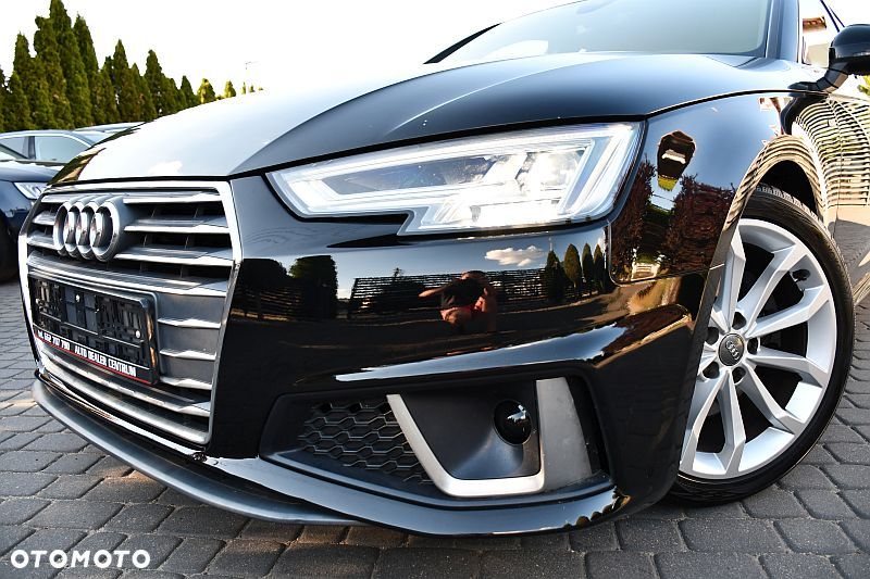 Audi A4 Avant 40 TFSI S tronic S line - 32