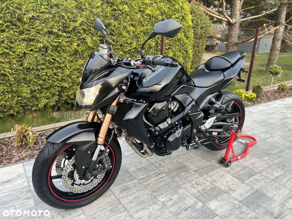Kawasaki Z - 12