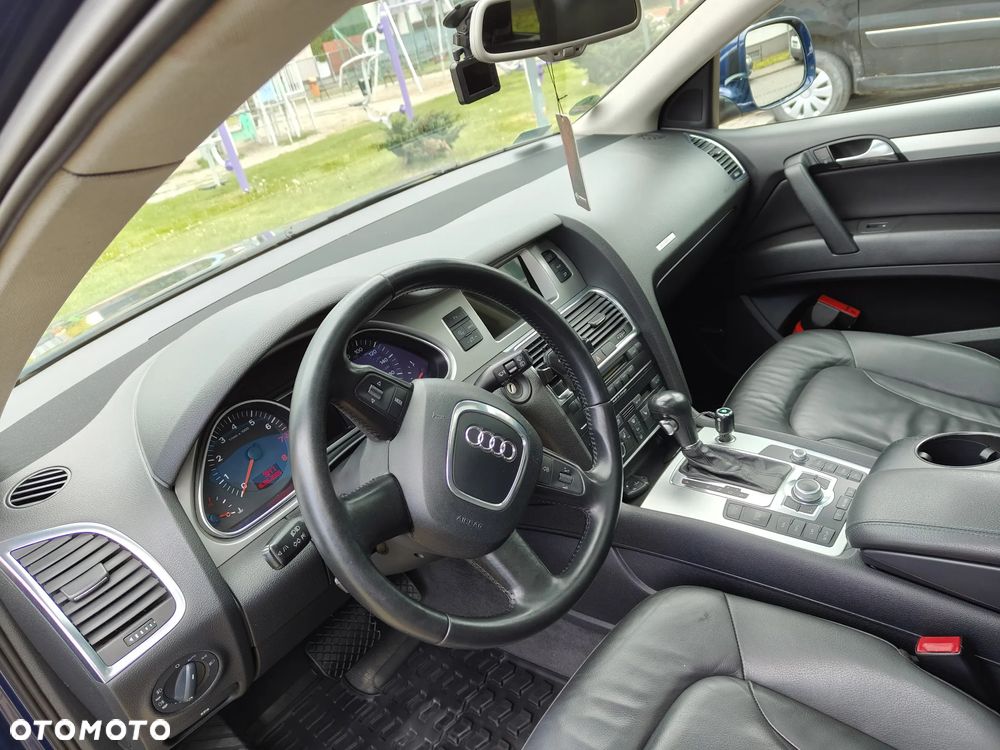Audi Q7 3.6 FSI Quattro Tiptronic - 10