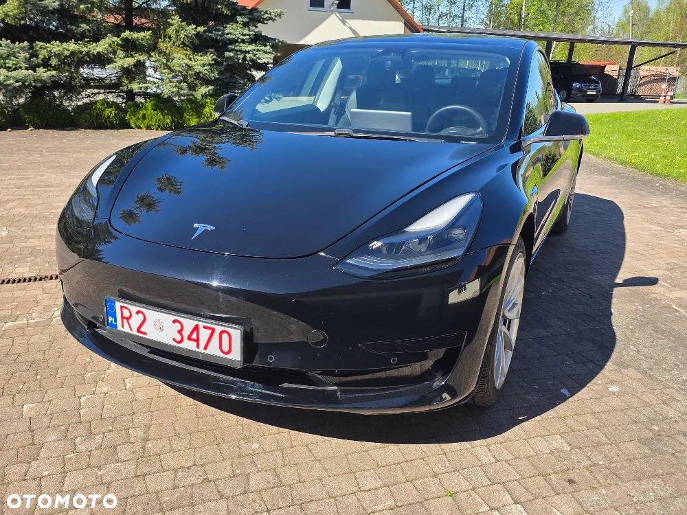 Tesla Model 3 - 2