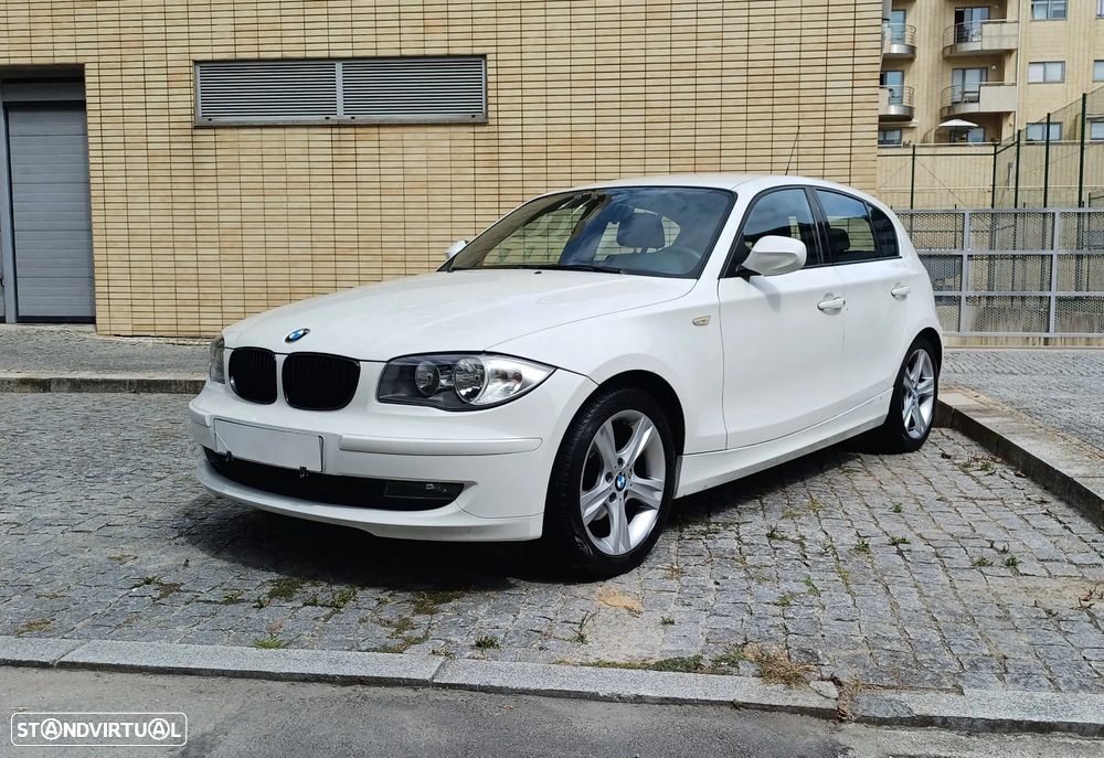 BMW 118 i Exclusive - 10