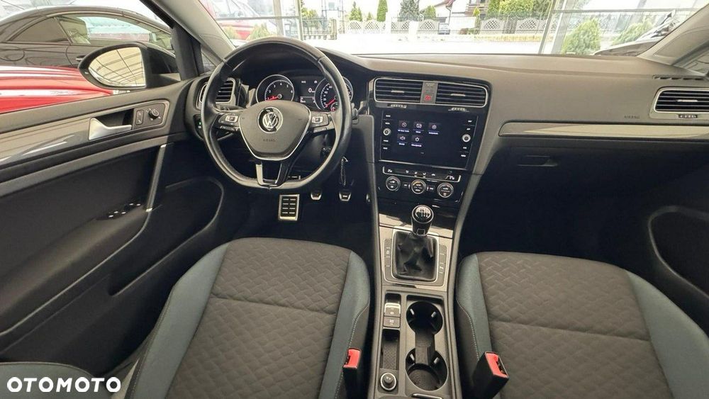 Volkswagen Golf 1.5 TSI BMT IQ Drive - 38