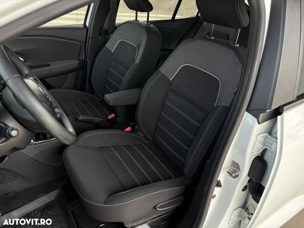 Dacia Logan TCe 90 MT6 Comfort - 29