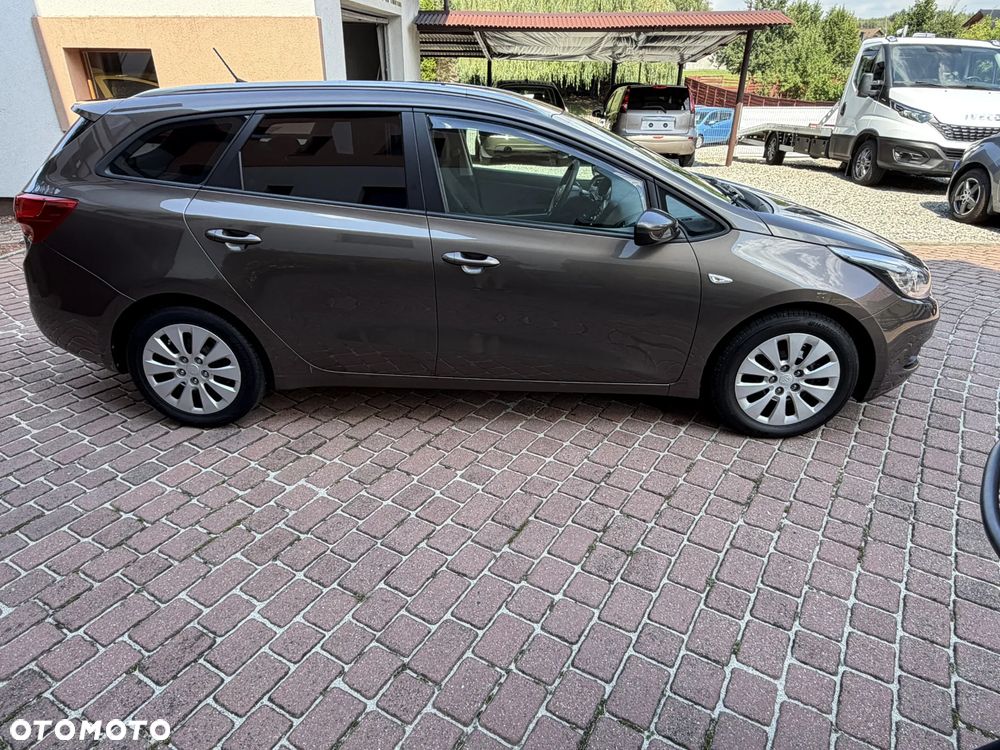 Kia Ceed 1.4 CVVT Spirit - 31
