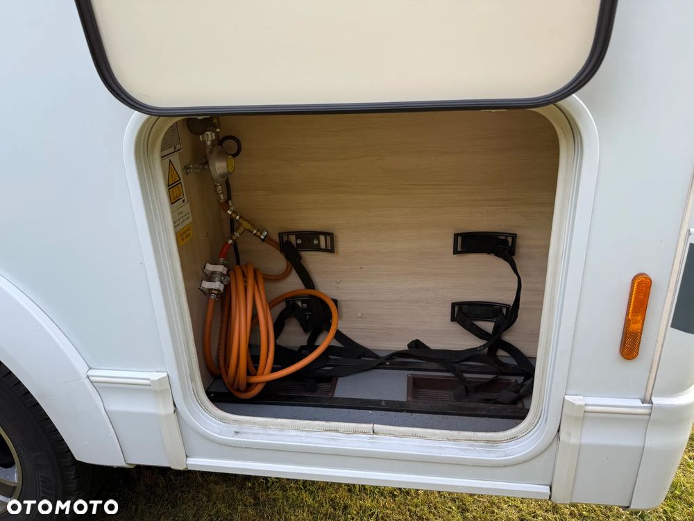 Hobby Kamper,camper I właściciel garażowany 6-osób - 38