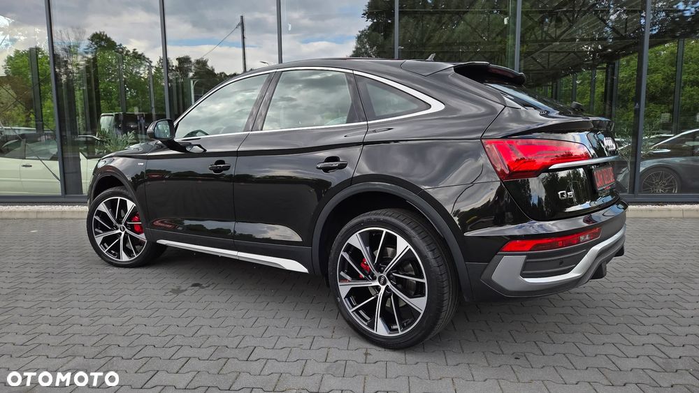 Audi Q5 Sportback - 36