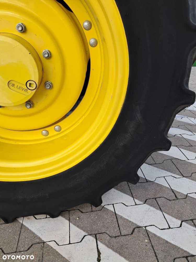 John Deere 5090M - 11