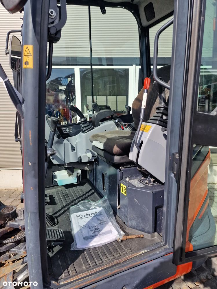 Kubota Kubota U27-4, rok 2016 - 13