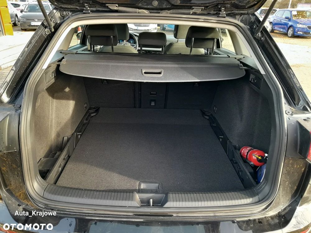 Volkswagen Golf Variant 2.0 TDI Life - 30