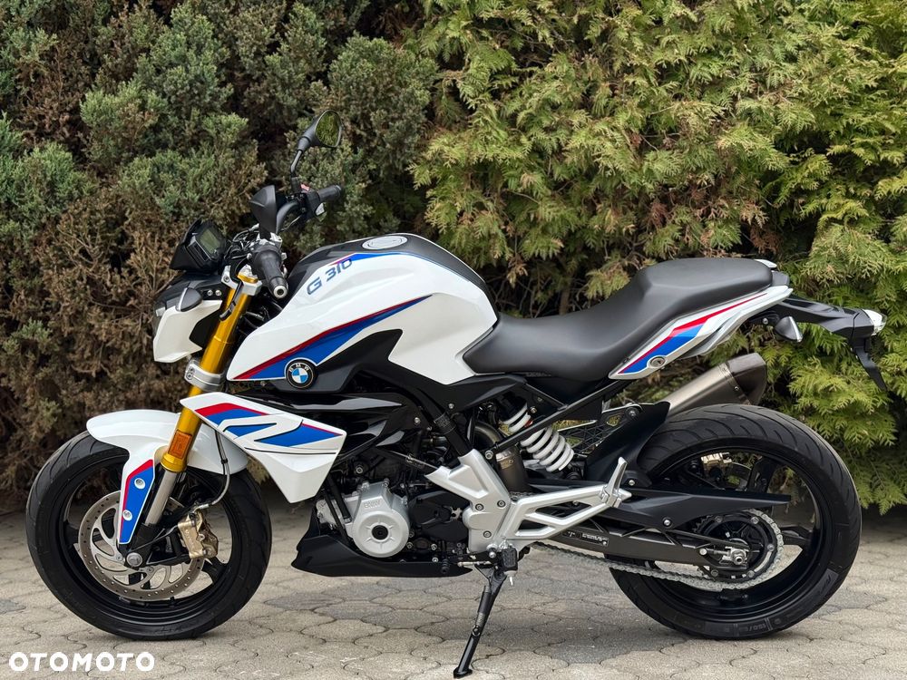BMW G - 6