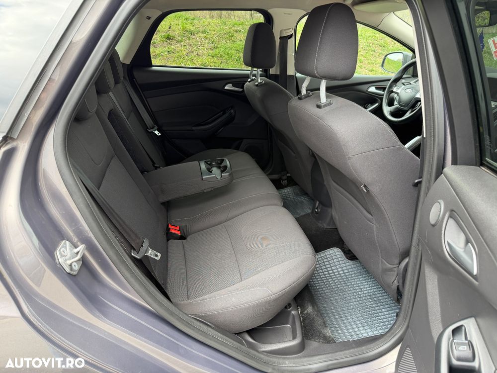 Ford Focus 1.6 TDCI DPF Start-Stopp-System Trend - 10