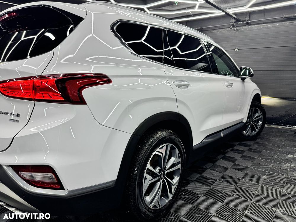 Hyundai Santa Fe 2.2 CRDi 4WD 8AT Luxury - 9