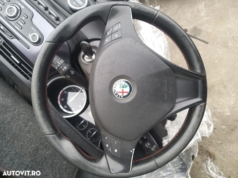 Plansa De Bord cu Airbag pentru Alfa Romeo Giulietta an 2010-2016 - 1