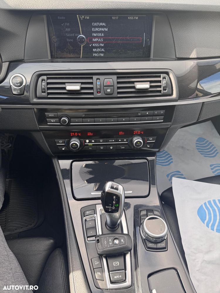 BMW Seria 5 520d - 30