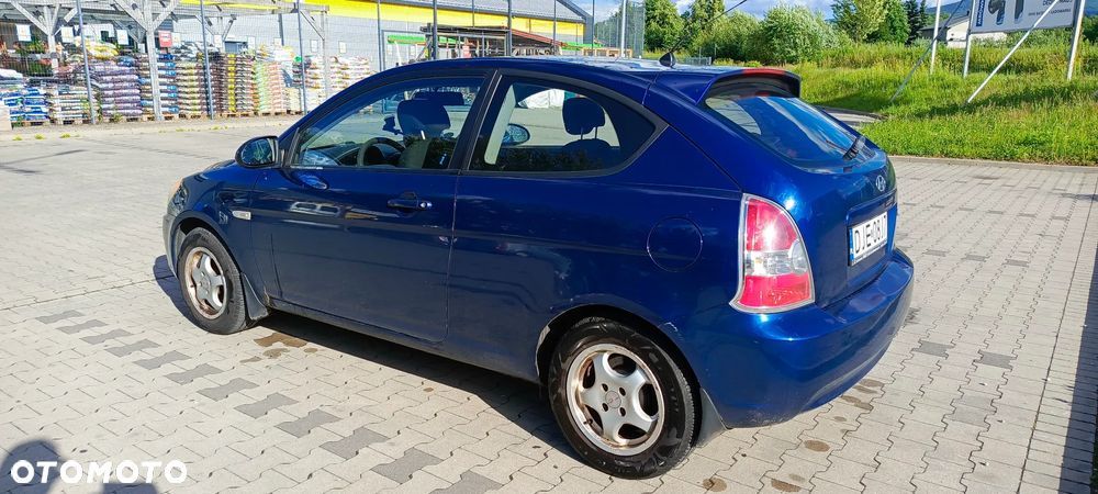 Hyundai Accent 1.4 Comfort - 6