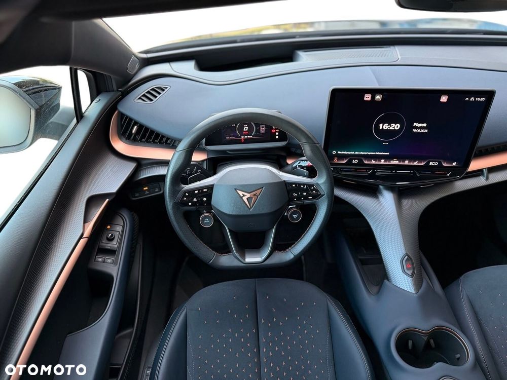 Cupra Tavascan - 18