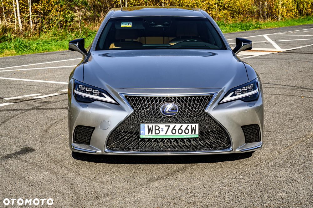 Lexus LS 500 Prestige AWD - 3