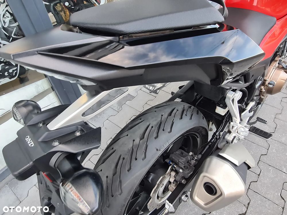 Honda CB - 15