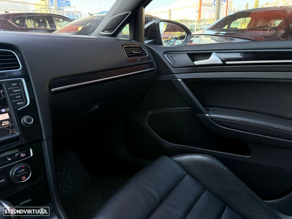VW Golf 2.0 TDI GTD DSG - 26