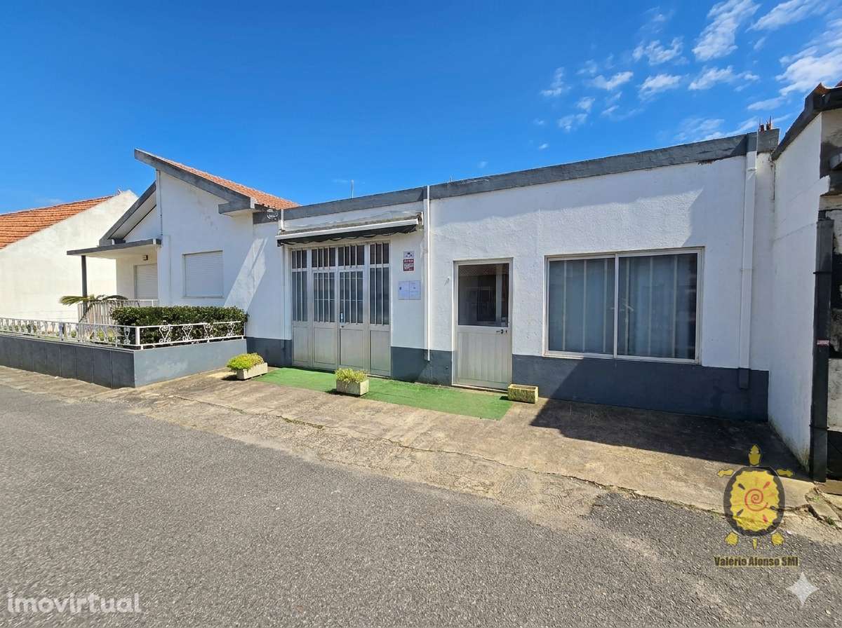 Moradia T3 + 1 com loja e armazem - Grande imagem: 2/30