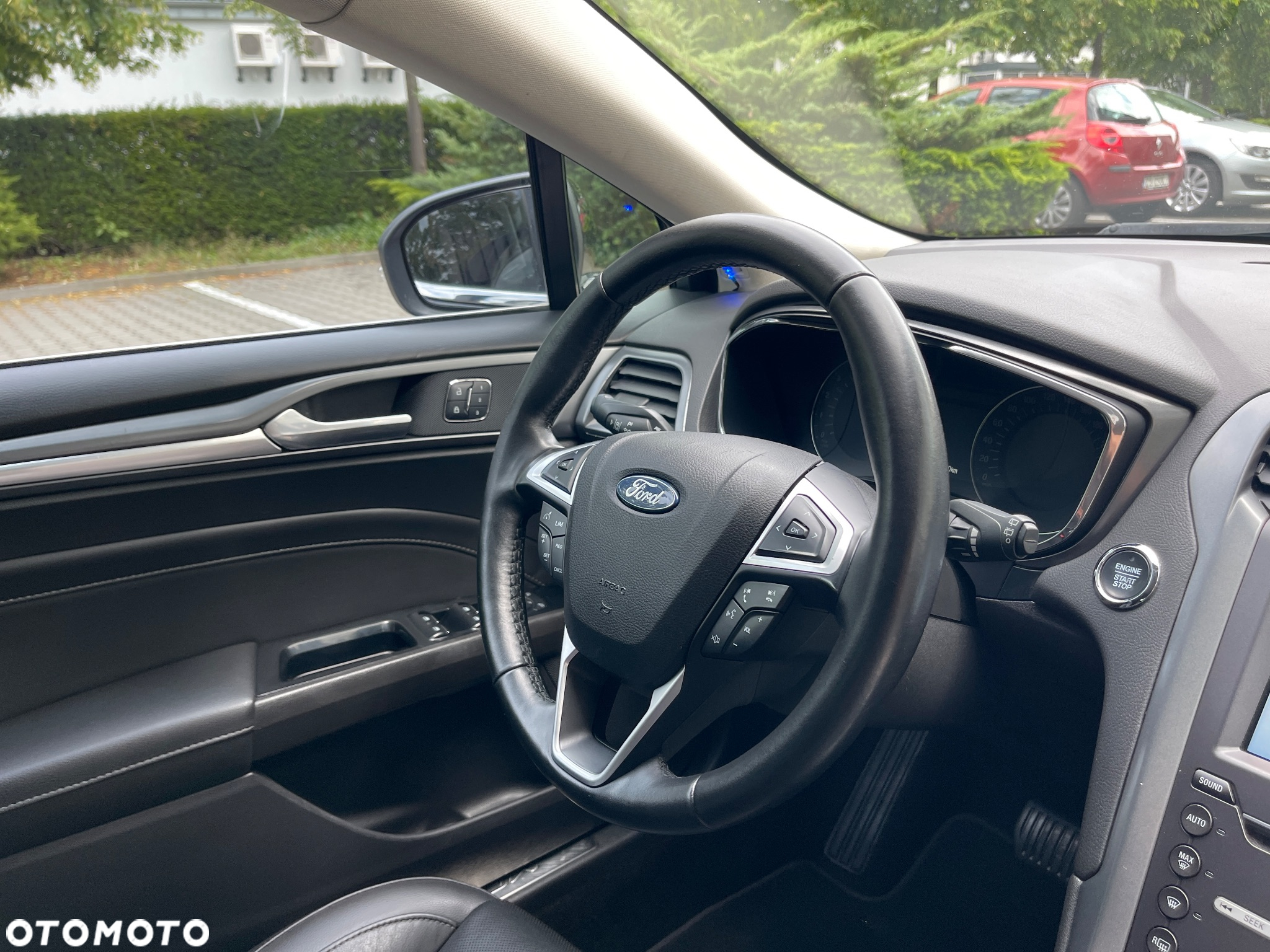 Ford Mondeo - 33