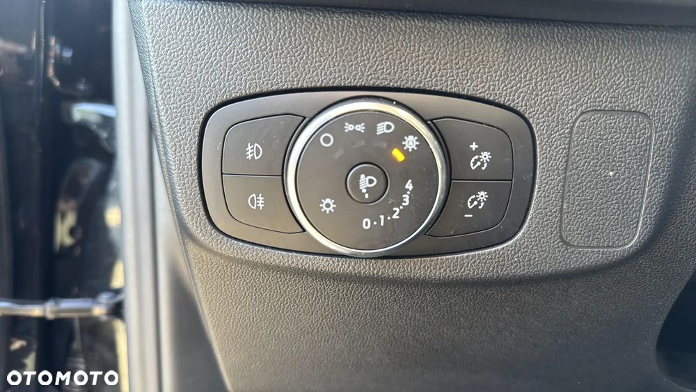 Ford Focus 1.0 EcoBoost Titanium X - 17