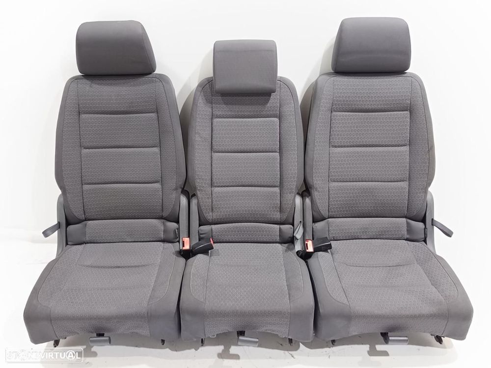 BANCOS TRASEIROS VOLKSWAGEN TOURAN 1T1 - 1