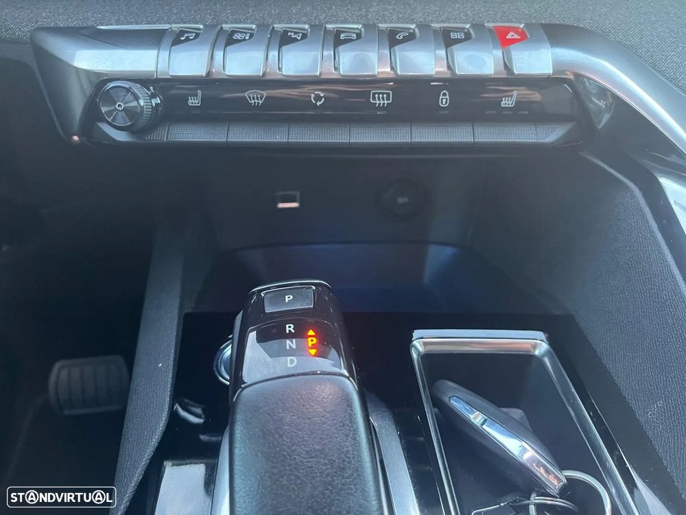 Peugeot 5008 BlueHDI 130 EAT8 Allure - 31