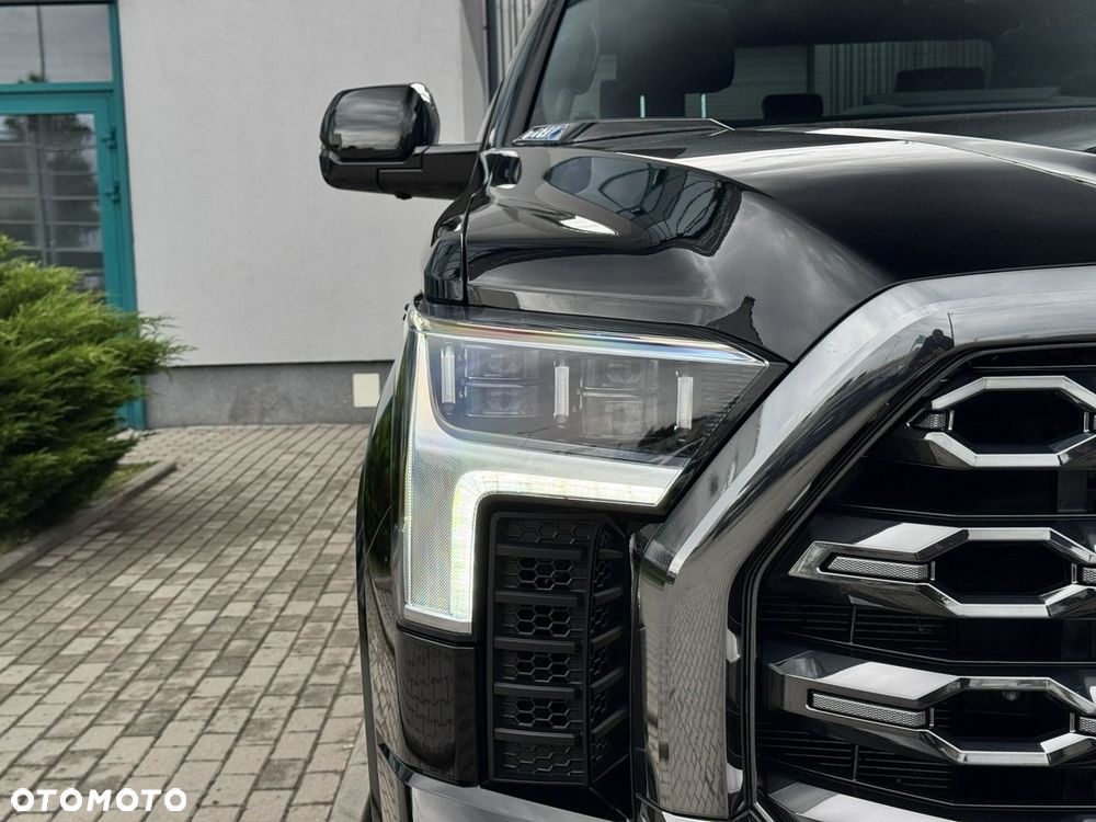 Toyota Tundra - 10