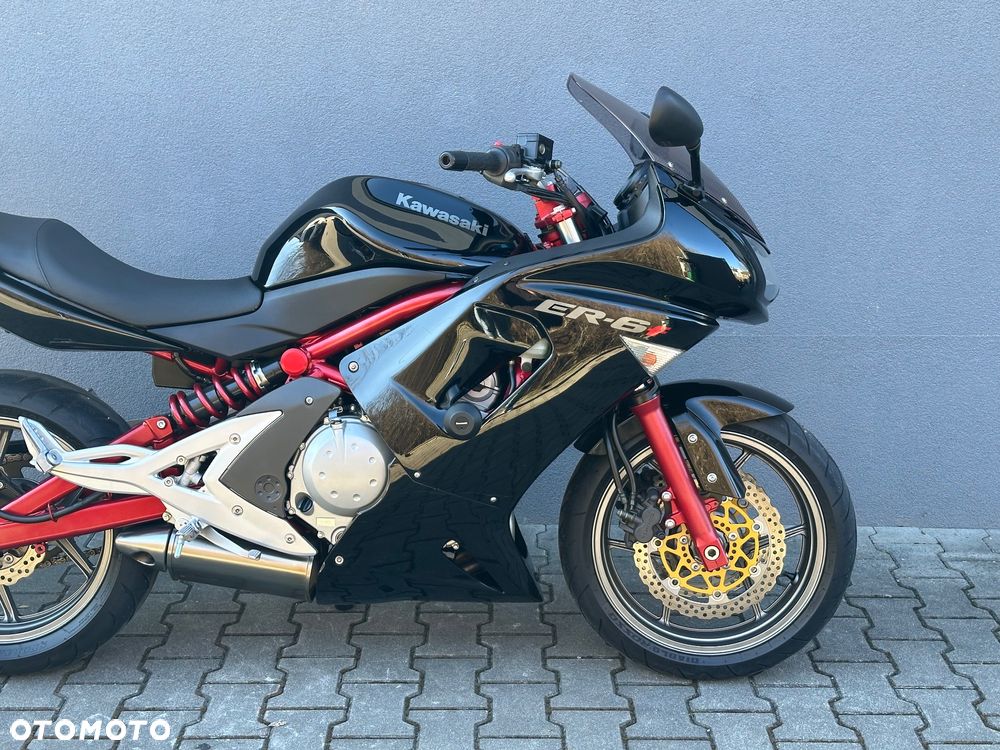 Kawasaki ER - 10