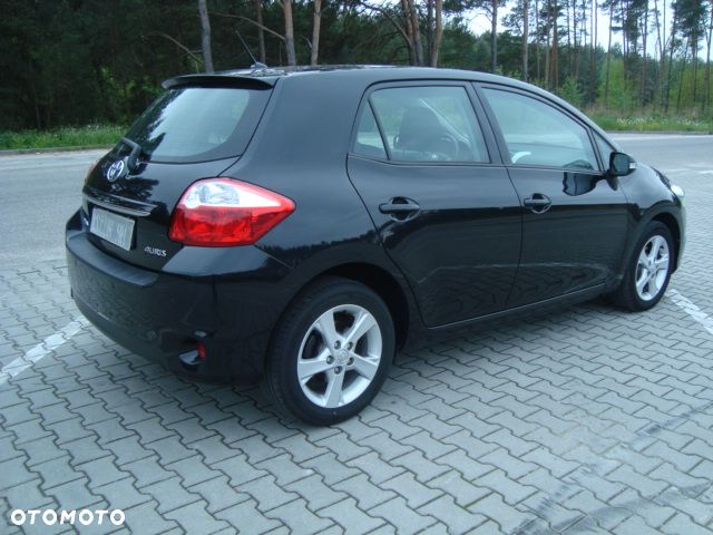 Toyota Auris 1.6 Travel - 14