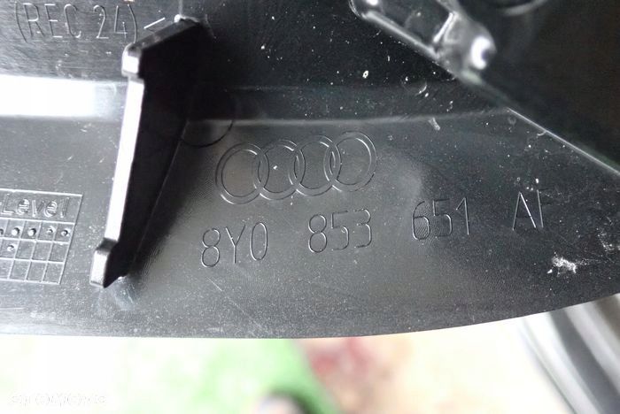 AUDI A3 E-TRON S-LINE 24- atrapa grill - 7