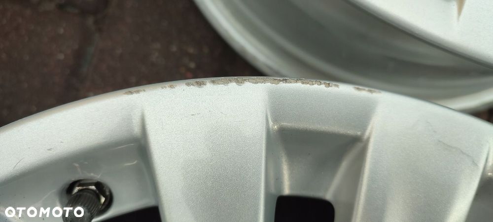 Felgi Aluminiowe Oryg. Bmw 2 Tourer F46 F45 16Cali 5x112 7Jx16 Et51 Ø66,6mm - 12