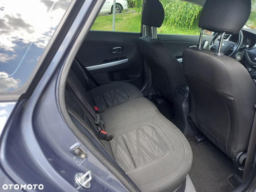 Kia Ceed 1.6 CRDi 128 Platinum Edition - 17
