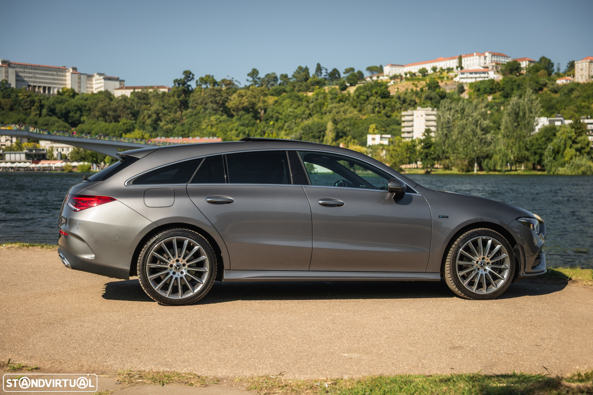 Mercedes-Benz CLA 250 e Shooting Brake 8G-DCT AMG Line Advanced Plus - 14