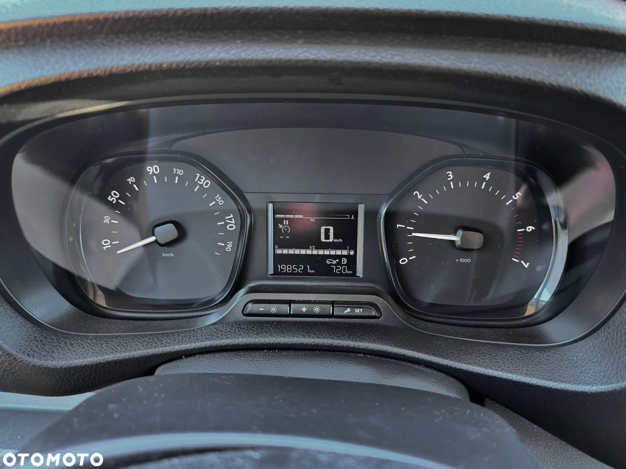 Toyota PROACE - 13
