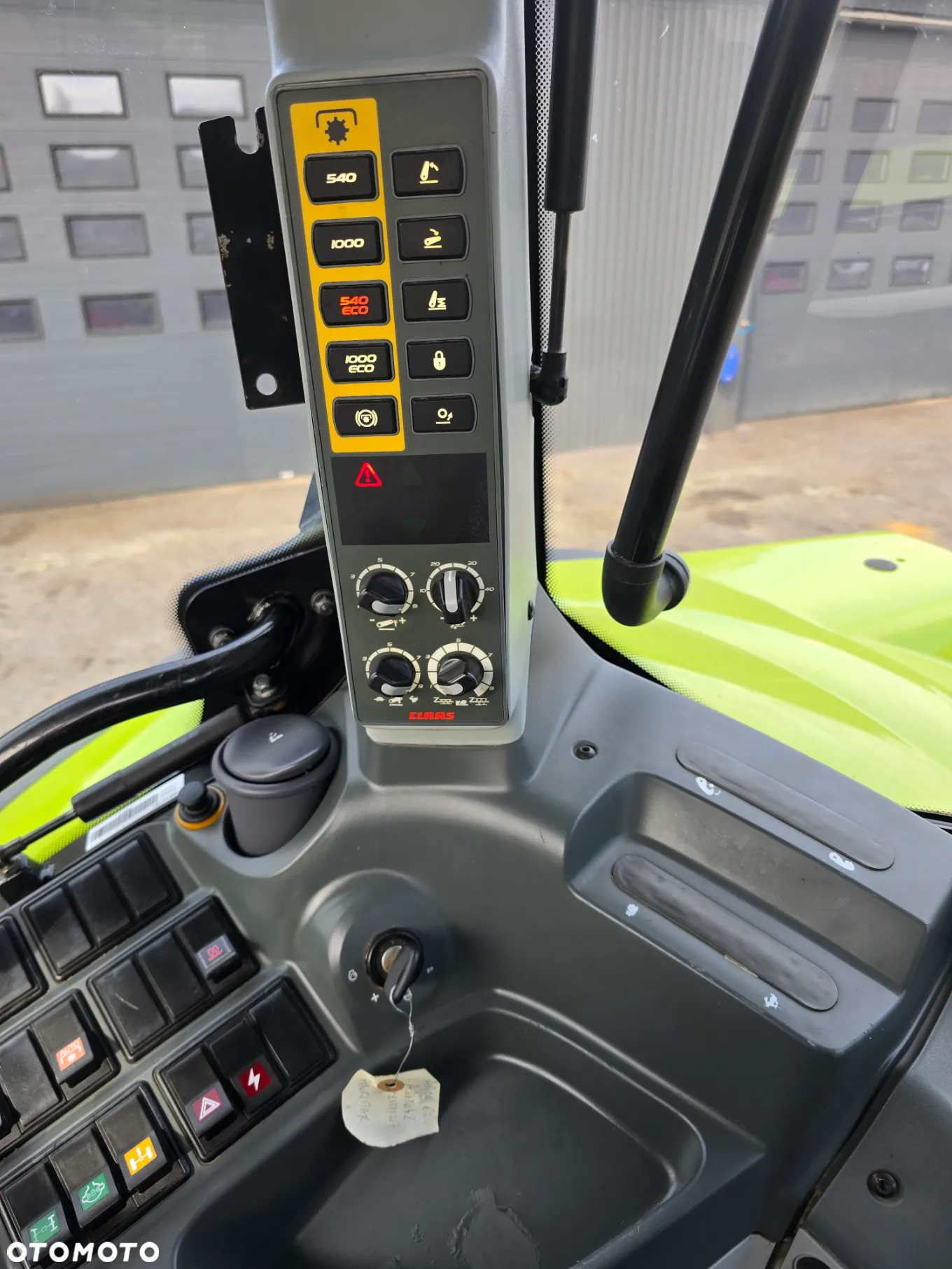 Claas Arion 430 - 19